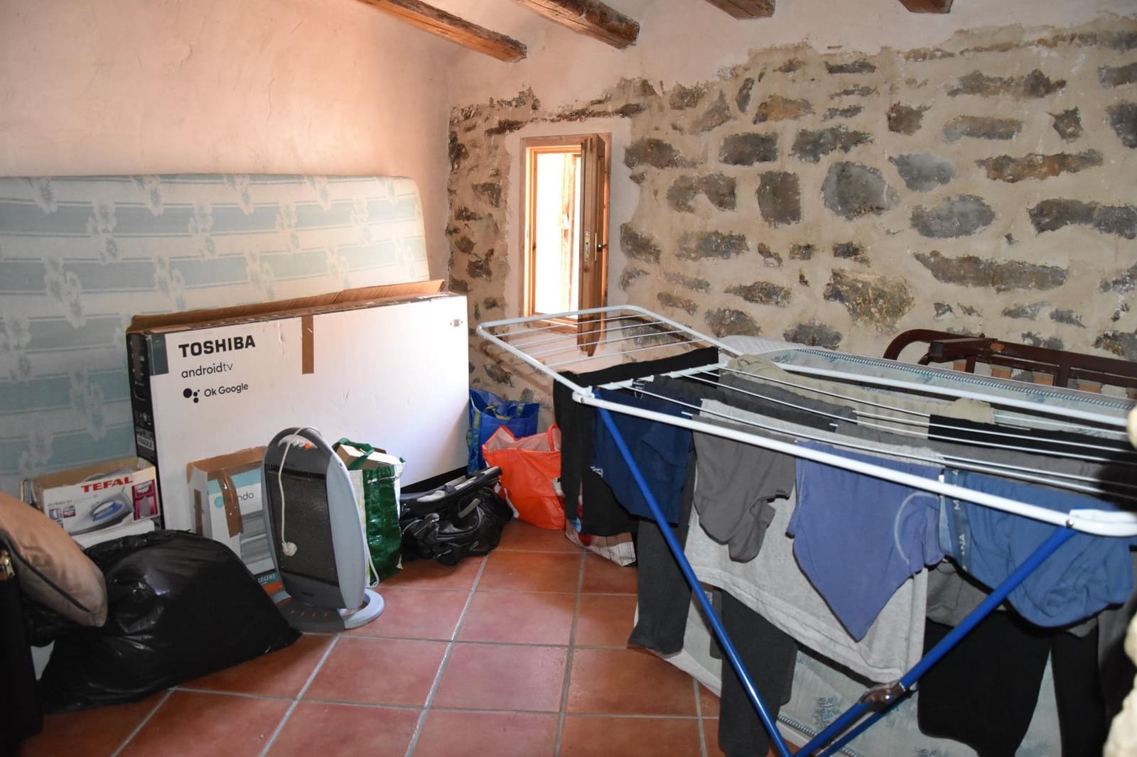 4 bedroom Townhouse for sale in Valdealgorfa - € 75,000 (Ref: 9301221)