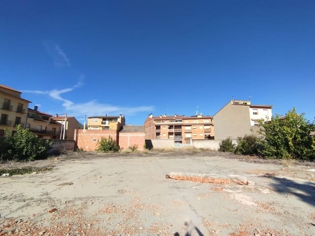 Building Plot for sale in Valderrobres - € 500,000 (Ref: 9311077)