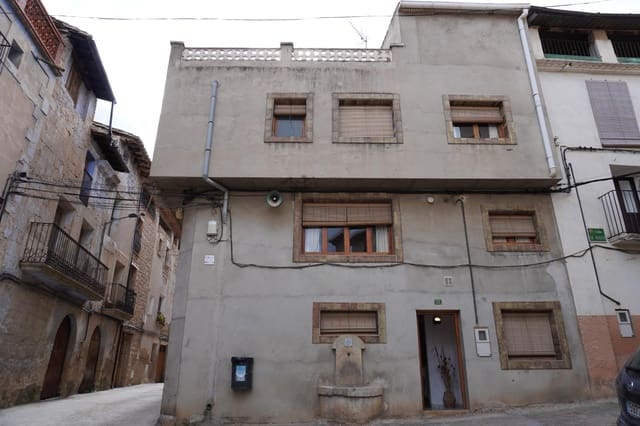 3 bedroom Townhouse for sale in La Portellada - € 65,000 (Ref: 9349405)