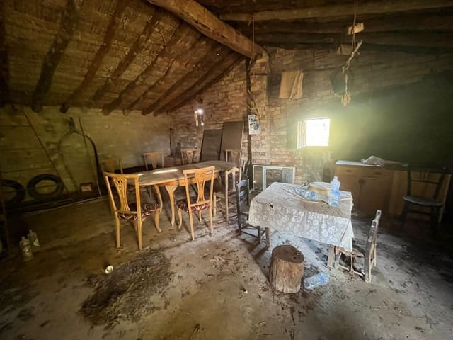 1 bedroom Finca/Country House for sale in Torre del Compte - € 49,000 (Ref: 9386151)