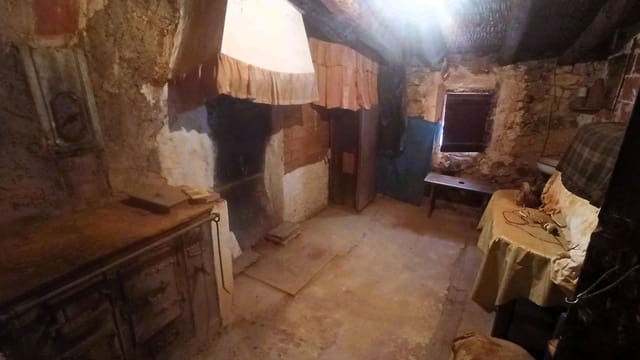 4 slaapkamer Finca/Landhuis te koop in Ráfales - € 95.000 (Ref: 9386152)