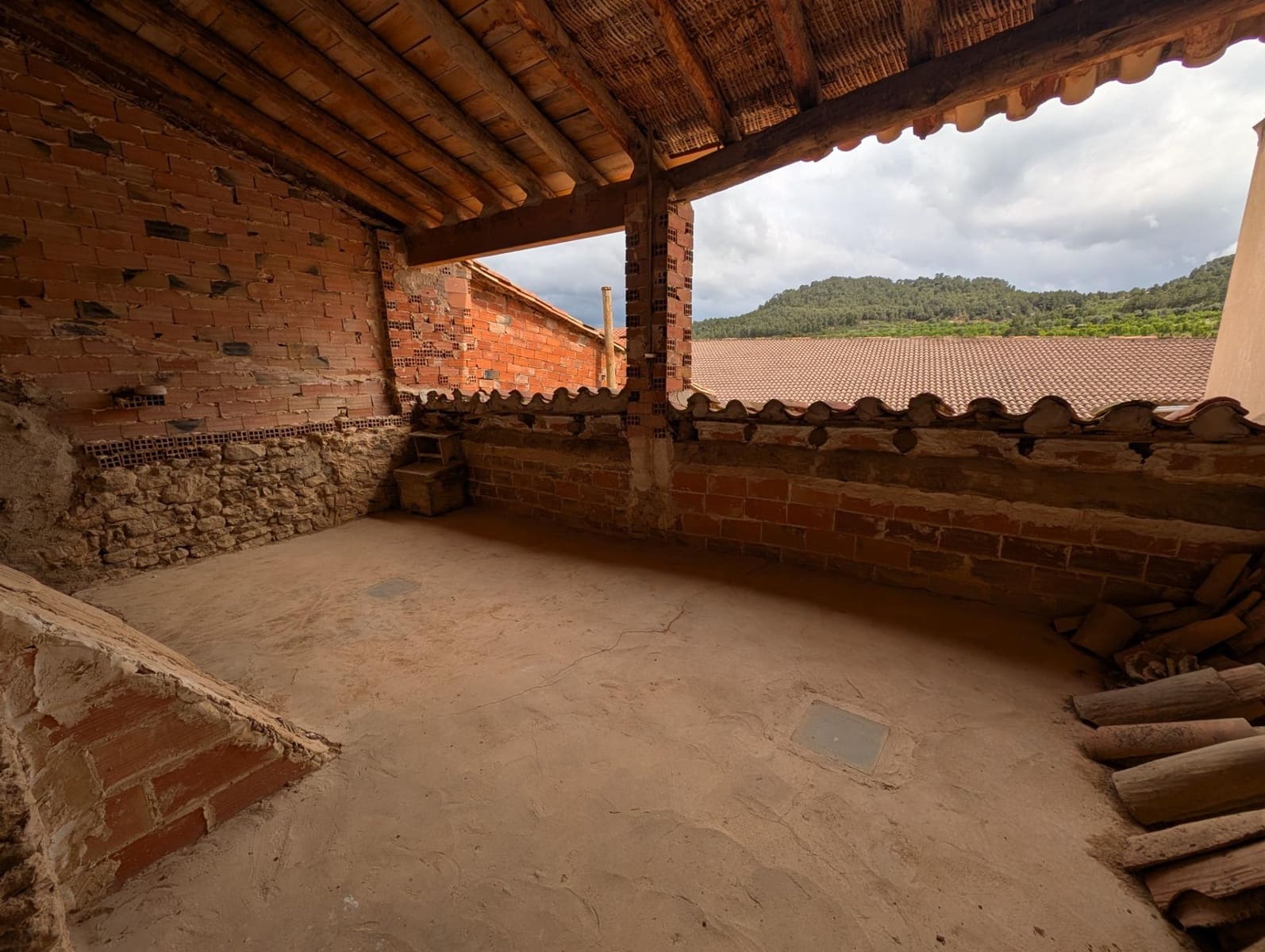 4 sypialnia Finka/Dom wiejski na sprzedaż w Rafales - 95 000 € (Ref: 9386152)