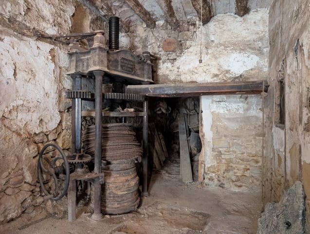 4 slaapkamer Finca/Landhuis te koop in Ráfales - € 95.000 (Ref: 9386152)