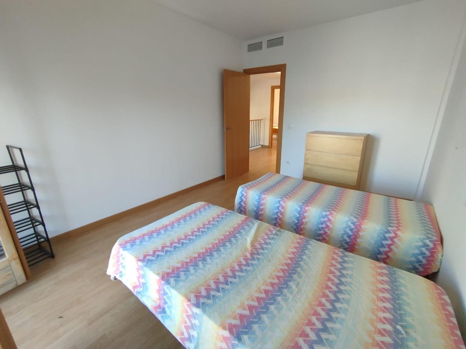 4 bedroom Townhouse for sale in Castelseras with garage - € 170,000 (Ref: 9414286)