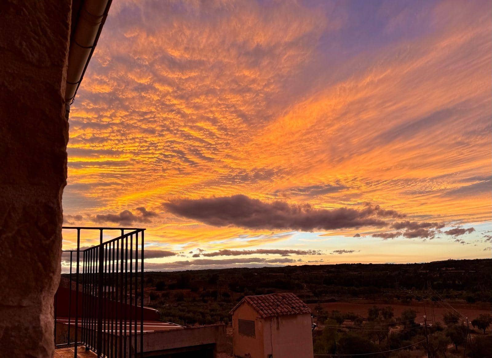 4 bedroom Townhouse for sale in Arnes - € 320,000 (Ref: 9431168)