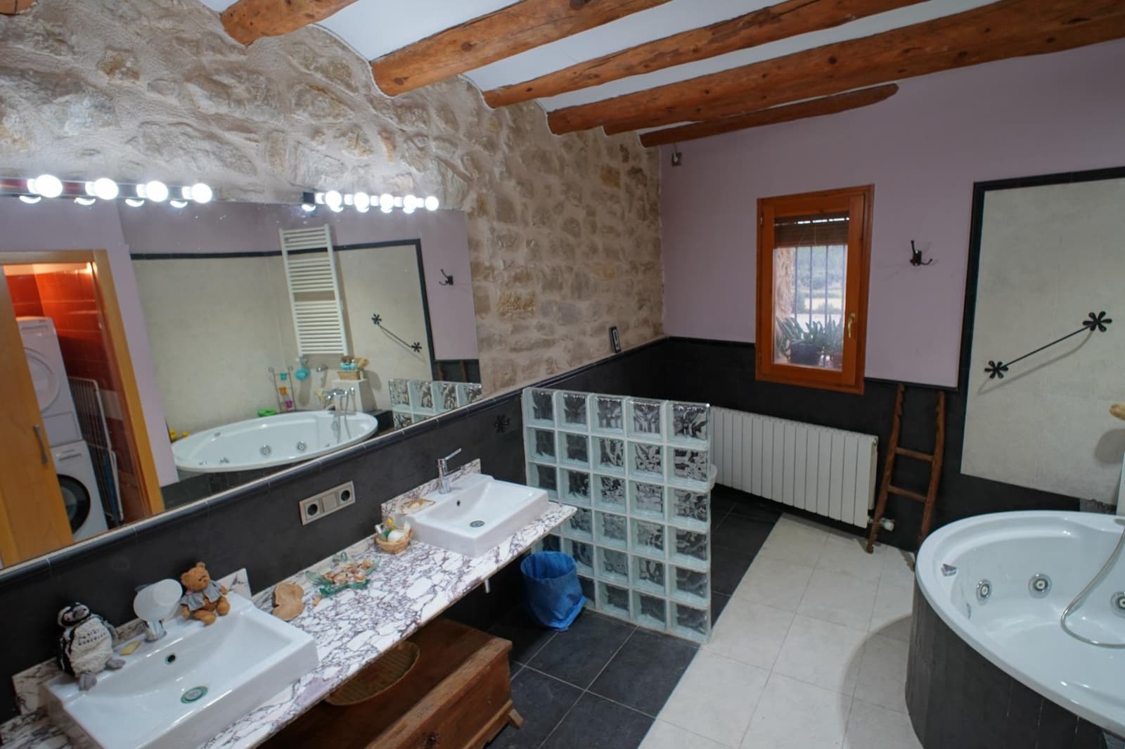 4 bedroom Townhouse for sale in Arnes - € 320,000 (Ref: 9431168)