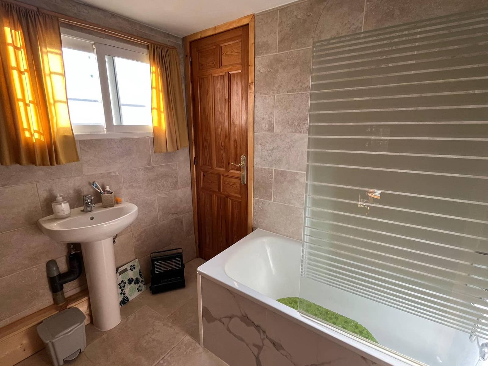 3 soverom Finca/Herregård til salgs i Caspe - € 160 000 (Ref: 9450436)