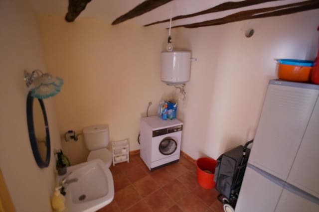 4 bedroom Townhouse for sale in Peñarroya de Tastavins - € 85,000 (Ref: 9462509)