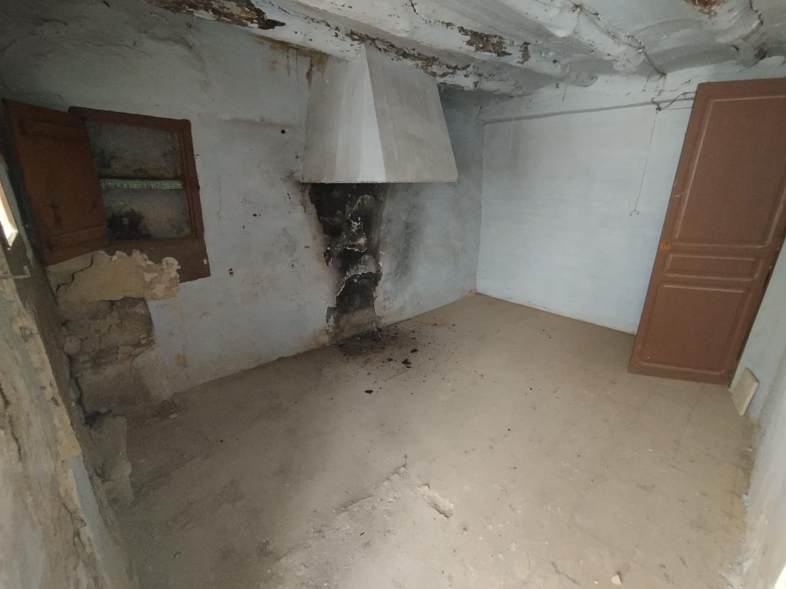 2 bedroom Townhouse for sale in Calaceite - € 30,000 (Ref: 9465671)