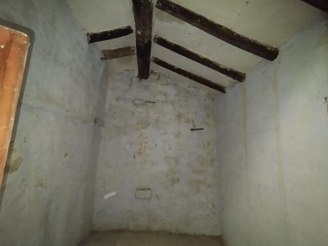 Casa de 2 habitaciones en Calaceite en venta - 30.000 € (Ref: 9465671)