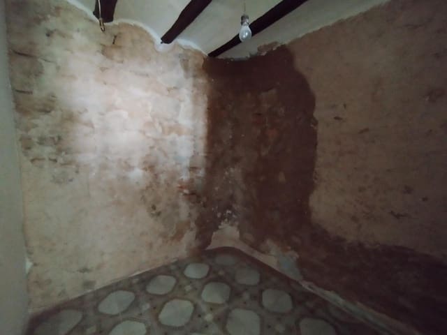 Casa de 2 habitaciones en Calaceite en venta - 30.000 € (Ref: 9465671)