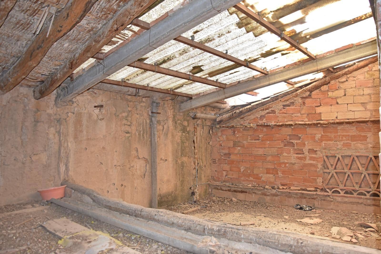 5 soveværelse Byhus til salg i Valjunquera - € 70.000 (Ref: 9513572)