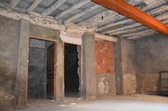 5 soveværelse Byhus til salg i Valjunquera - € 70.000 (Ref: 9513572)