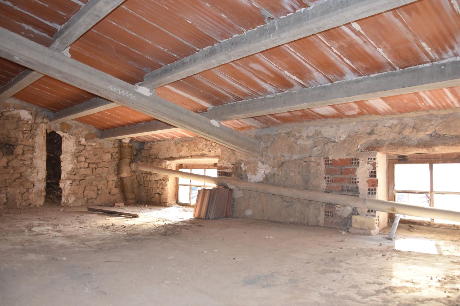 5 soveværelse Byhus til salg i Valjunquera - € 70.000 (Ref: 9513572)