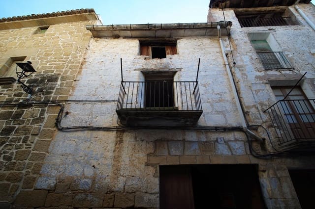 2 soveværelse Byhus til salg i Cretas - € 48.000 (Ref: 9541612)