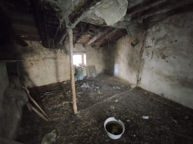 4 quarto Casa em Banda para venda em La Portellada - 18 000 € (Ref: 9656268)