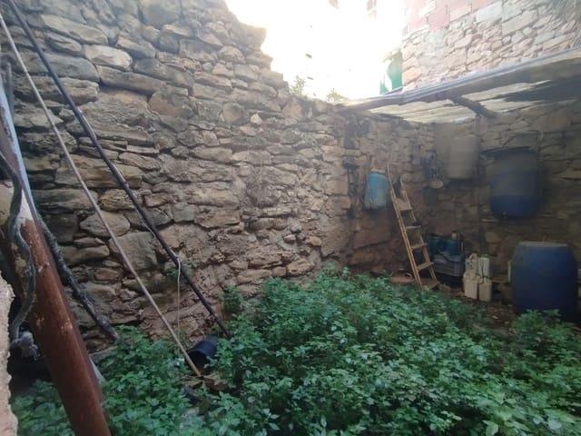 4 quarto Casa em Banda para venda em La Portellada - 18 000 € (Ref: 9656268)