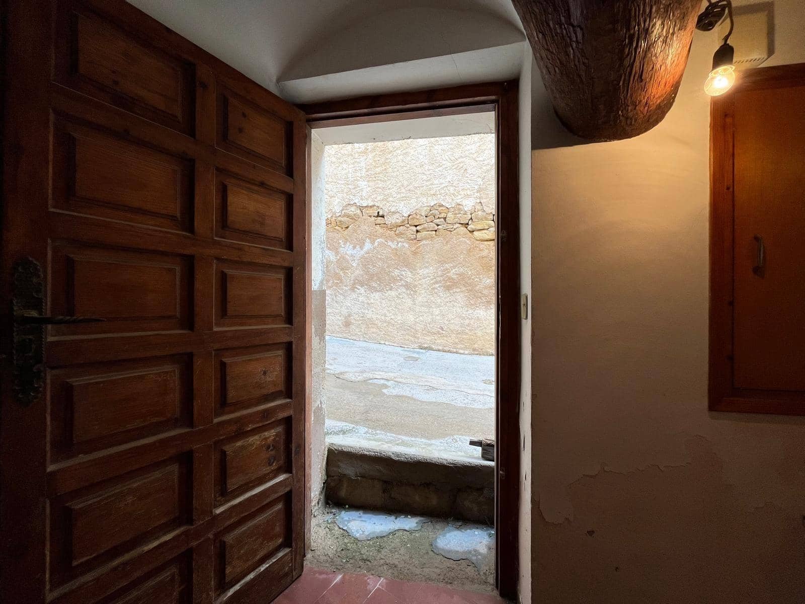 Casa de 3 habitaciones en Valderrobres en venta - 75.000 € (Ref: 9670883)