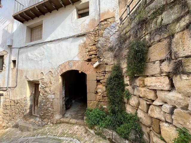 Casa de 3 habitaciones en Valderrobres en venta - 75.000 € (Ref: 9670883)