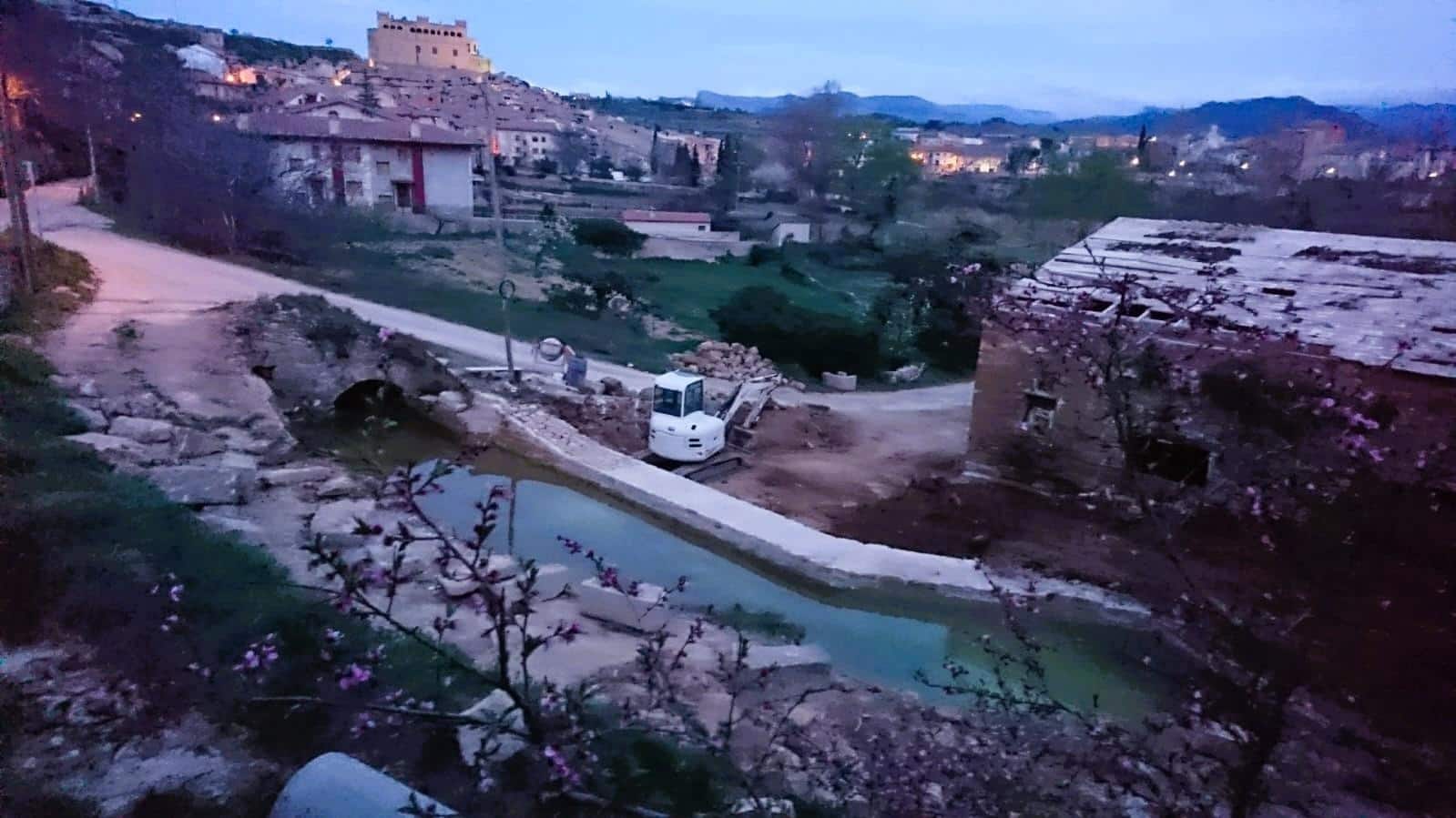 6 bedroom Commercial for sale in Valderrobres - € 420,000 (Ref: 9674448)