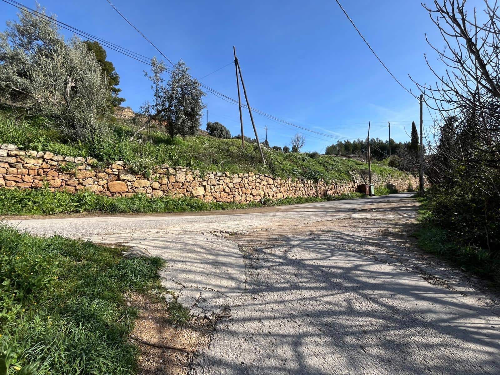 6 bedroom Commercial for sale in Valderrobres - € 420,000 (Ref: 9674448)