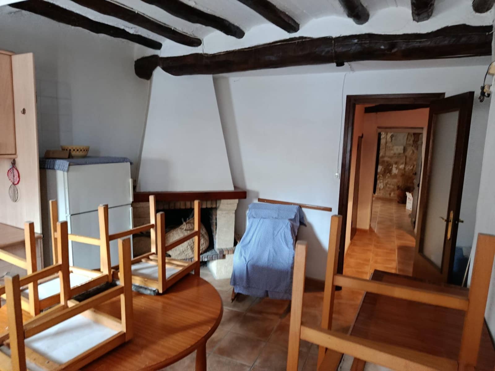 4 bedroom Townhouse for sale in La Fresneda - € 64,000 (Ref: 9712162)