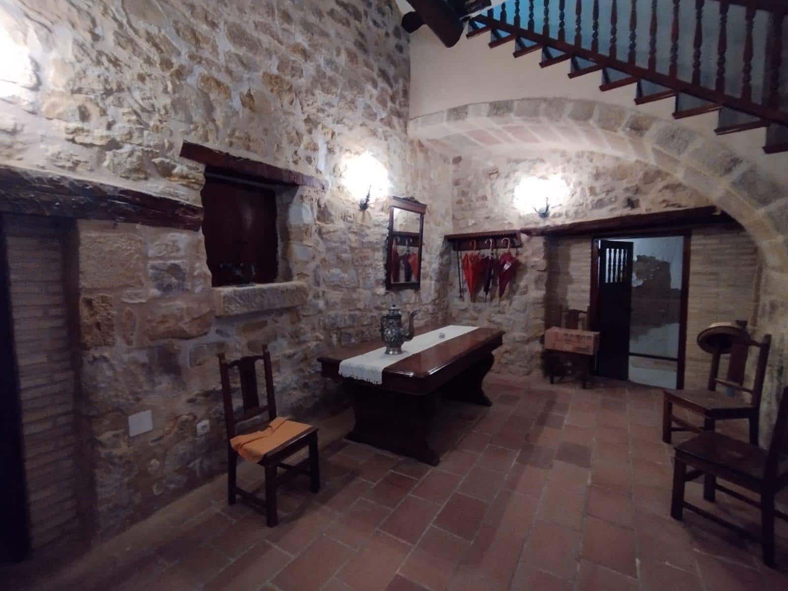 5 Zimmer Haus zu verkaufen in Cretas - 160.000 € (Ref: 9715098)