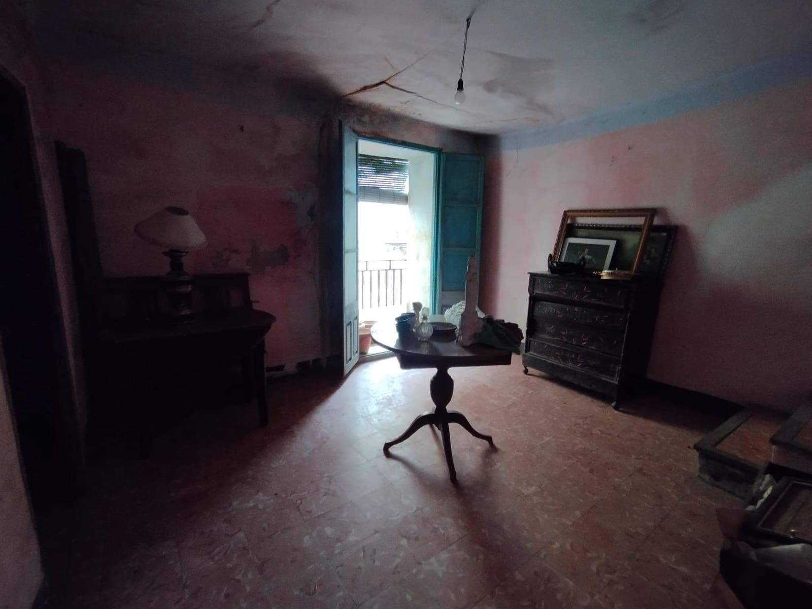 Casa de 3 habitaciones en Valdeltormo en venta - 30.000 € (Ref: 9743976)