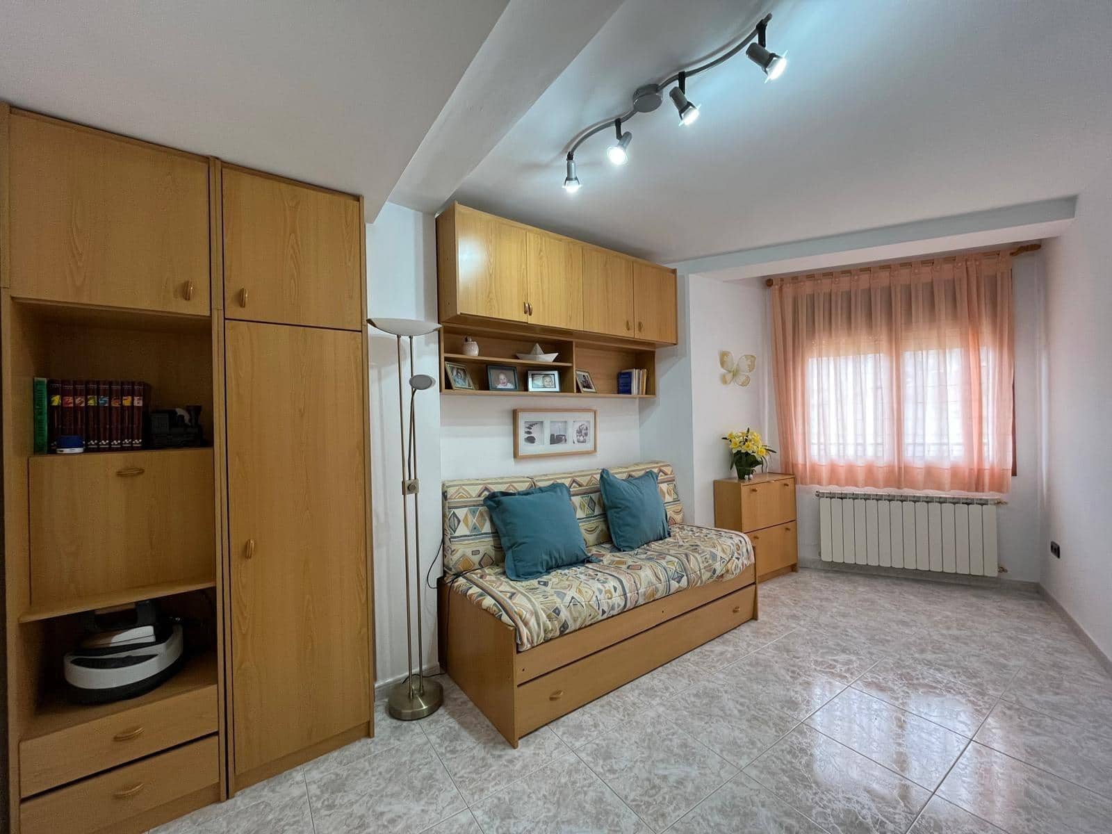 3 bedroom Flat for sale in Valderrobres - € 126,000 (Ref: 9755891)
