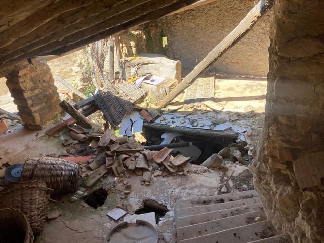 Ruin til salg i Fuentespalda - € 18.000 (Ref: 9778338)