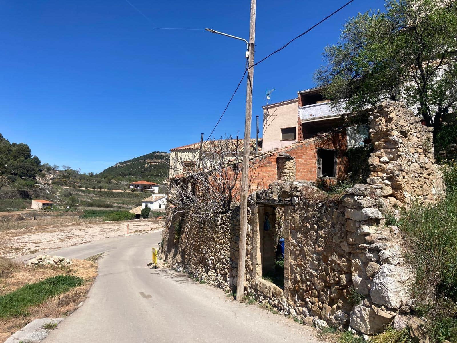 Ruin til salg i Fuentespalda - € 18.000 (Ref: 9778338)