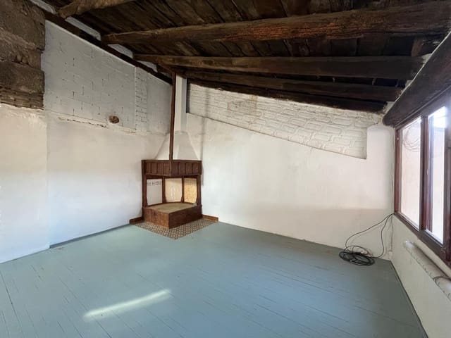 3 slaapkamer Flat te koop in Valderrobres - € 126.000 (Ref: 9794848)