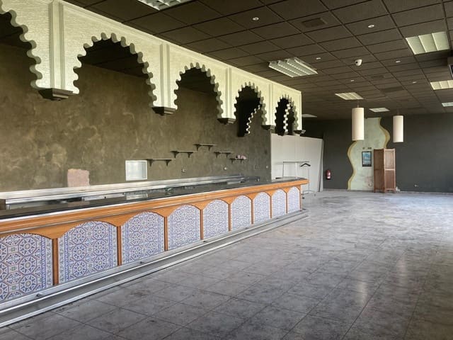 4 quarto Comercial para venda em Gandesa - 259 000 € (Ref: 9816024)