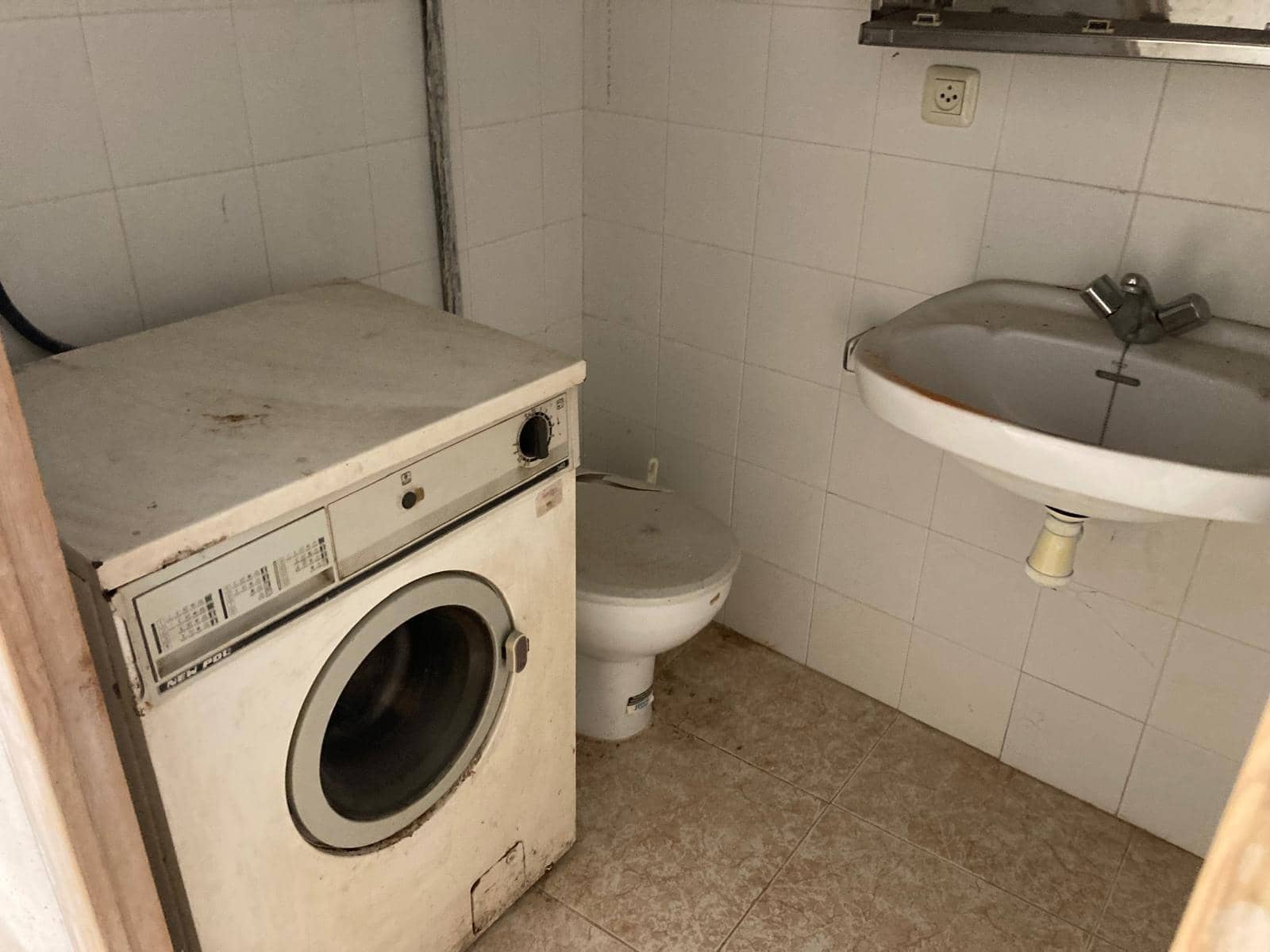 2 bedroom Townhouse for sale in Horta de Sant Joan - € 48,000 (Ref: 9849605)