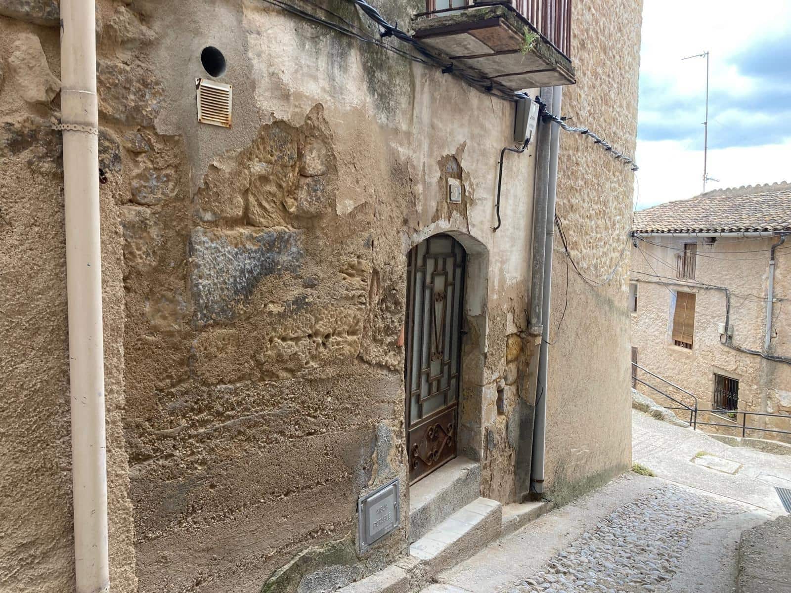2 bedroom Townhouse for sale in Horta de Sant Joan - € 48,000 (Ref: 9849605)