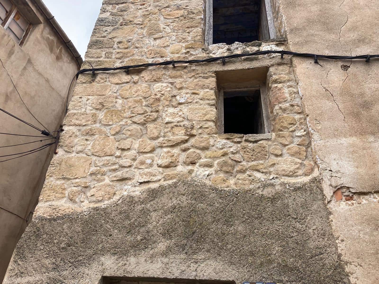 2 bedroom Townhouse for sale in Horta de Sant Joan - € 48,000 (Ref: 9849605)