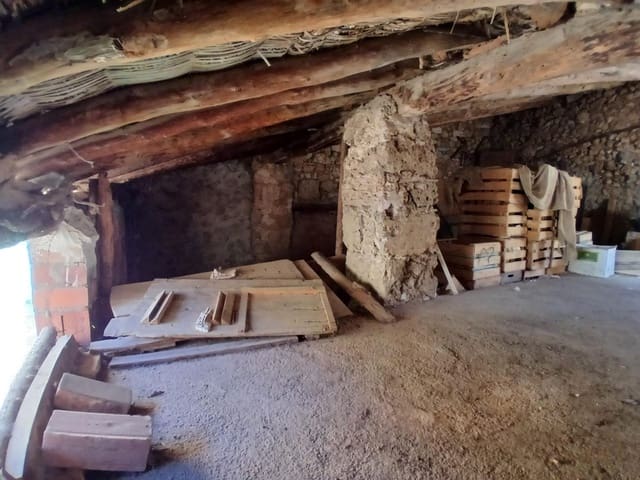 4 soverom Hus til salgs i Beceite - € 120 000 (Ref: 9865380)