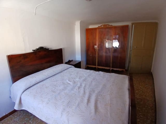 Casa de 4 habitaciones en Beceite en venta - 120.000 € (Ref: 9865380)