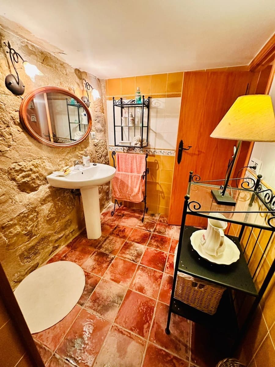 5 soverom Hus til salgs i La Fresneda - € 175 000 (Ref: 9882076)