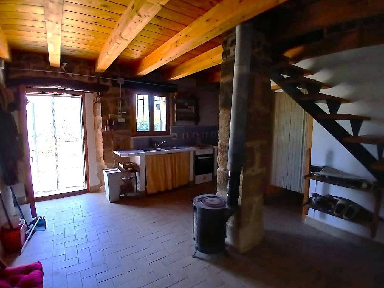 3 bedroom Finca/Country House for sale in La Fresneda - € 179,000 (Ref: 9899010)