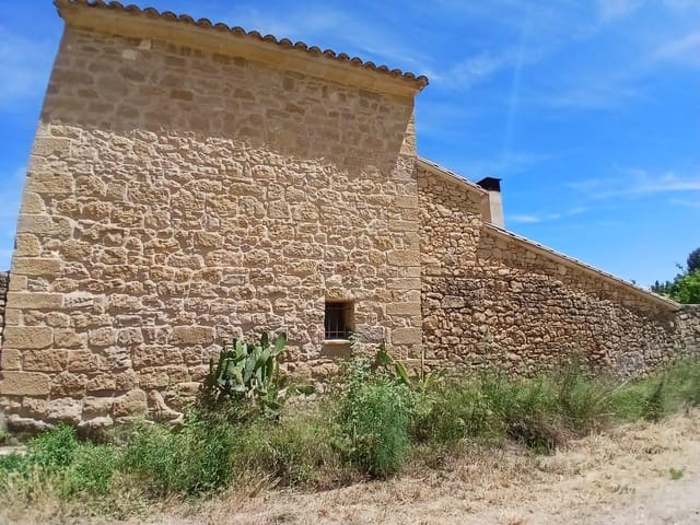 3 bedroom Finca/Country House for sale in La Fresneda - € 179,000 (Ref: 9899010)