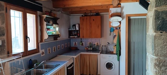 3 bedroom Finca/Country House for sale in La Fresneda - € 179,000 (Ref: 9899010)