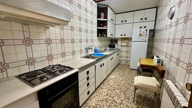 5 soveværelse Byhus til salg i Calaceite - € 125.000 (Ref: 9916037)