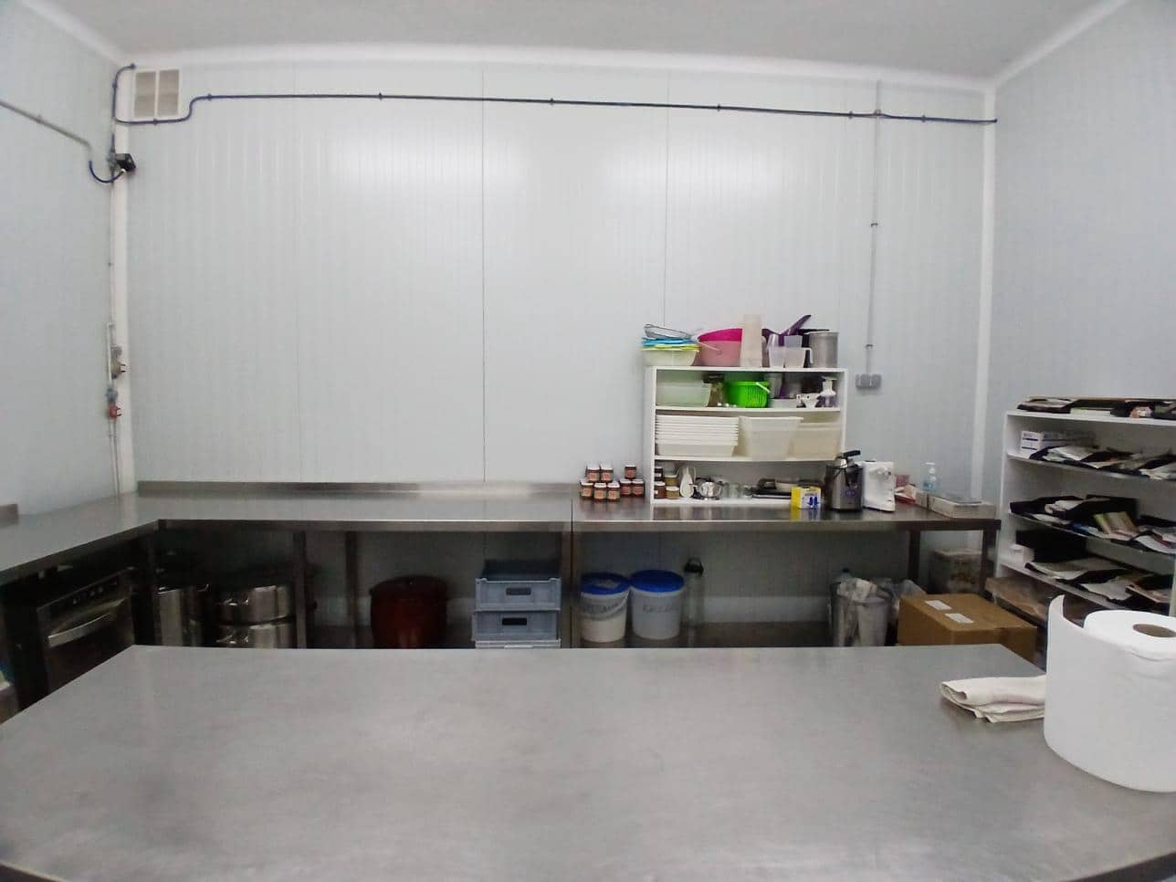 6 bedroom Commercial for sale in Valdeltormo - € 550,000 (Ref: 9924737)