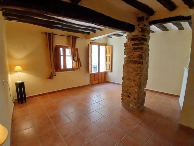 Casa de 3 habitaciones en Ráfales en venta - 75.000 € (Ref: 9954382)