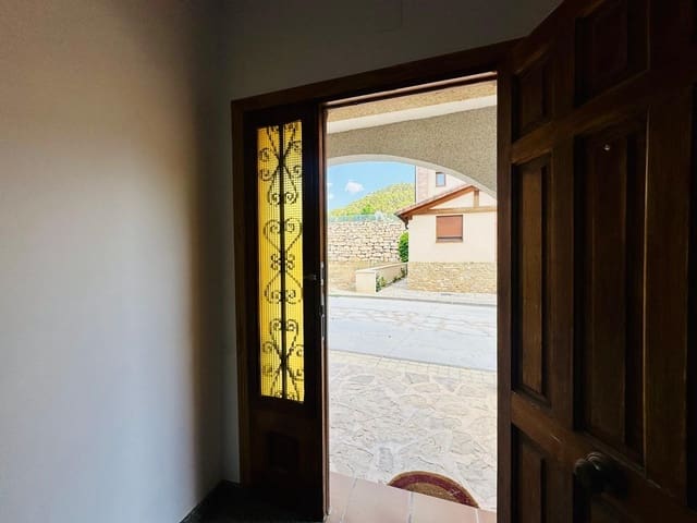 Chalet de 3 habitaciones en La Portellada en venta - 208.000 € (Ref: 9965453)