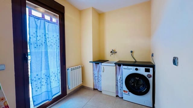 Chalet de 3 habitaciones en La Portellada en venta - 208.000 € (Ref: 9965453)