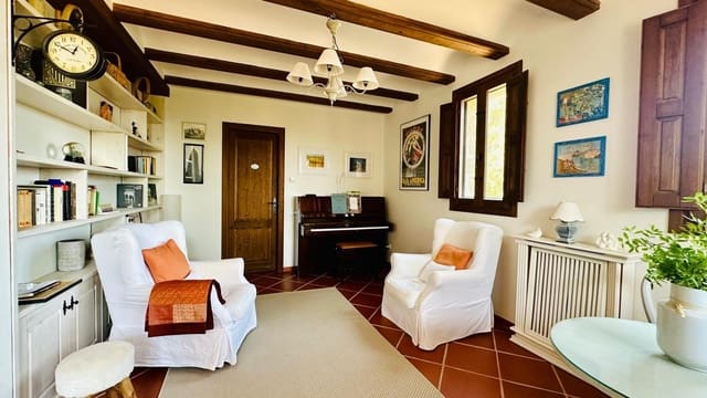4 sypialnia Finka/Dom wiejski na sprzedaż w Monroyo - 450 000 € (Ref: 9966774)