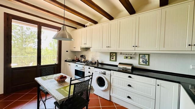 4 sypialnia Finka/Dom wiejski na sprzedaż w Monroyo - 450 000 € (Ref: 9966774)