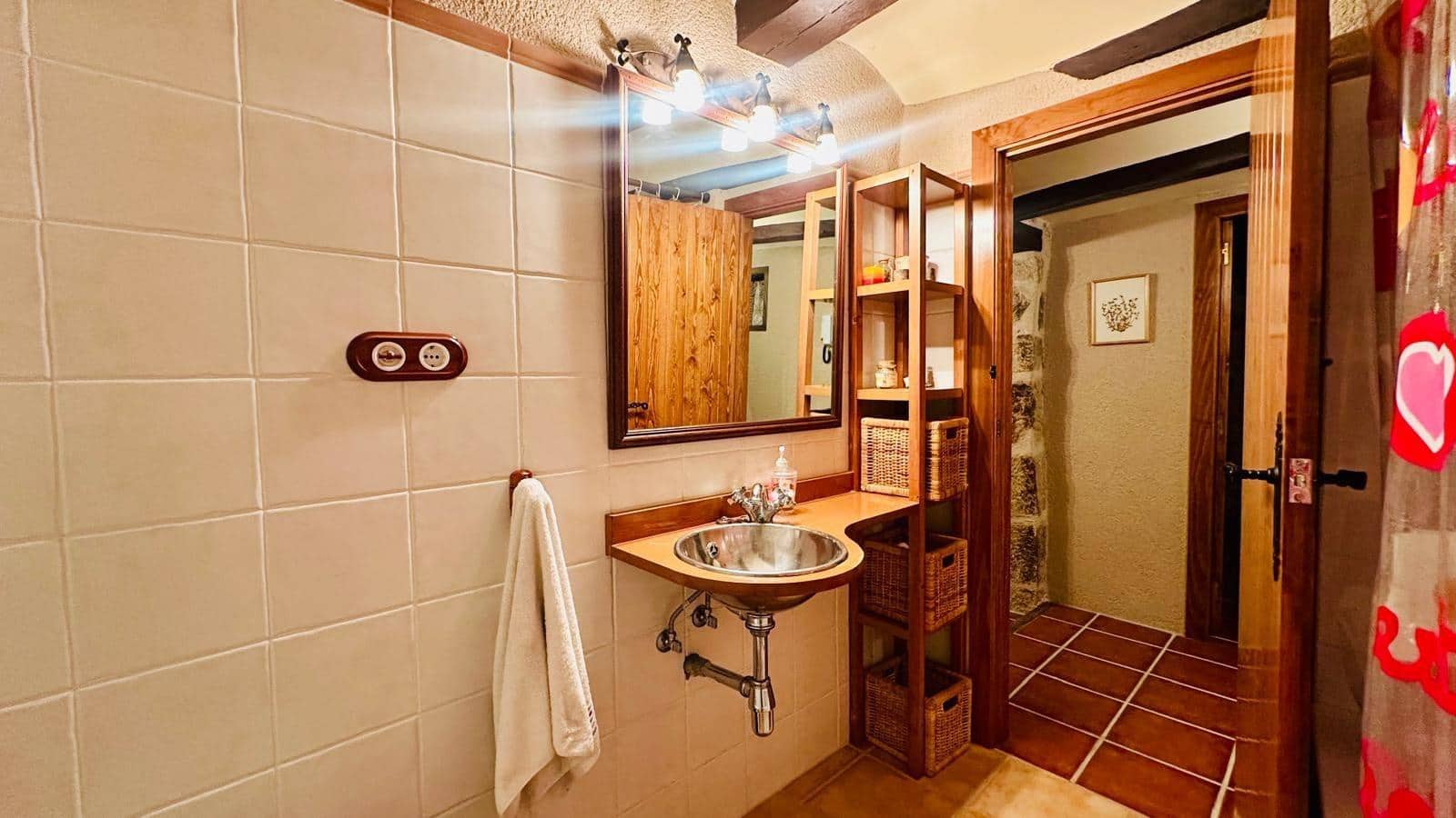 6 soverom Hus til salgs i Cretas - € 198 000 (Ref: 9970767)